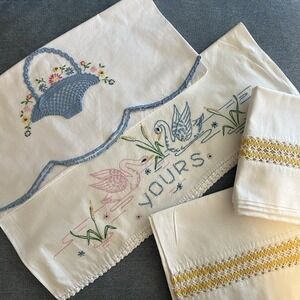 Vintage Hand Crocheted Embroidered Pillow Cases Lot Of 4 Swans Baskets Flowers‎